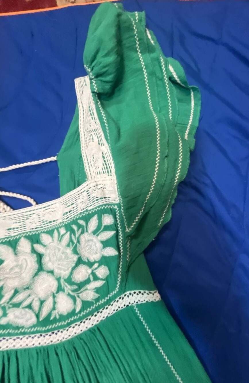M.A.B.E Green Embroidered Cotton Maxi Dress with Lace Trim - Picture 5 of 13